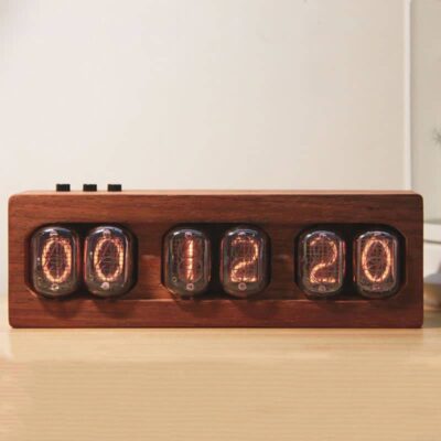 Nixie Tube Clock Holz, Nixie-Uhr aus Holz