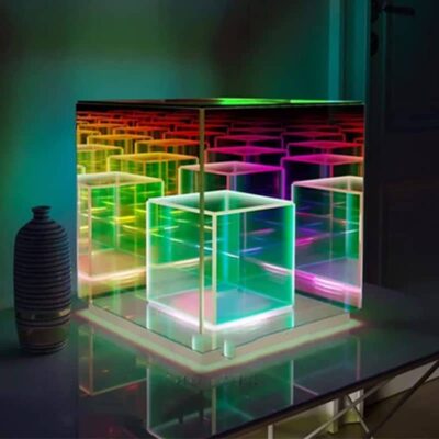 Lampe Cube Infini - lampe originale à poser - deco scientifique