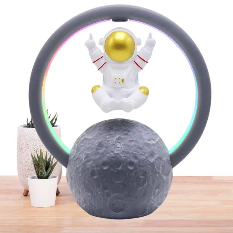Magnetic Levitation Bluetooth Speaker Astronaut, Schwebender Bluetooth-Lautsprecher im Astronautendesign