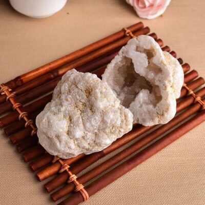 Géode Cristal de Roche - Pierres et Minéraux - Science Labs