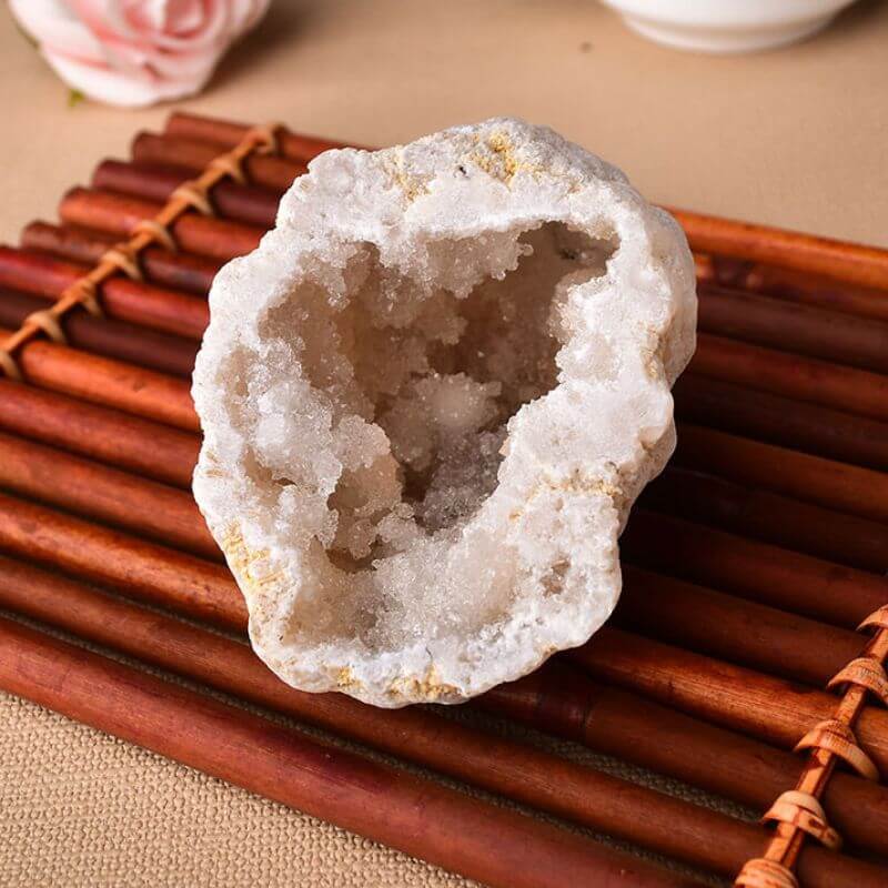 Géode Cristal de Roche - Pierres et Minéraux - Science Labs