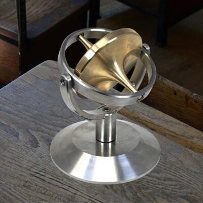 Antikes Gyroskop mit Sockel