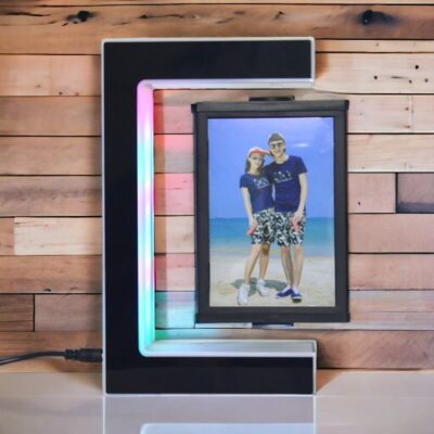 Schwebender Bilderrahmen mit LED Bild 2