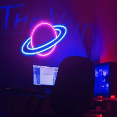 Neon Planetenlampe Saturn Bild 5