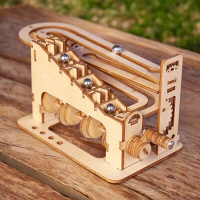 Mechanisches 3D Holzpuzzle Kugelbahn