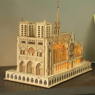 3D Holzpuzzle Notre Dame de Paris Bild 2