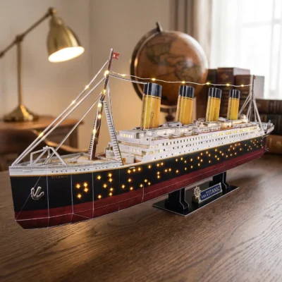 3D Puzzle Titanic mit LED