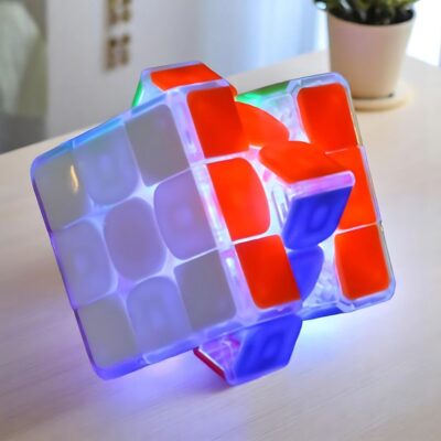 Leuchtender Zauberwürfel mit LED