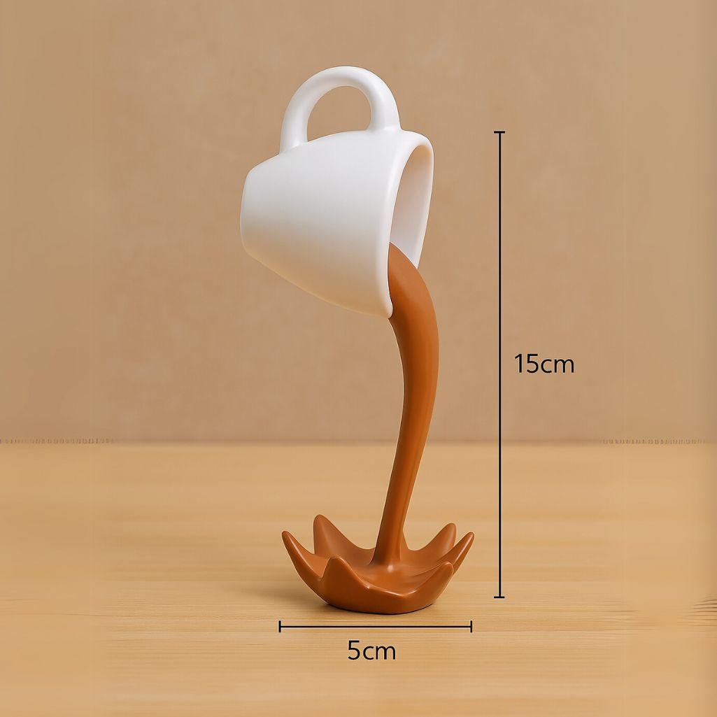 Schwebende Kaffeetasse Skulptur Bild 5